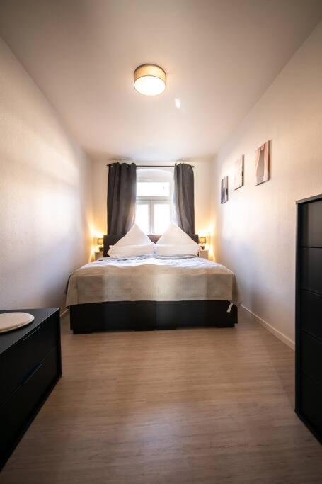 SUPER Lage modern Boxspringbett *Netflix* WLan* Lägenhet Chemnitz Exteriör bild